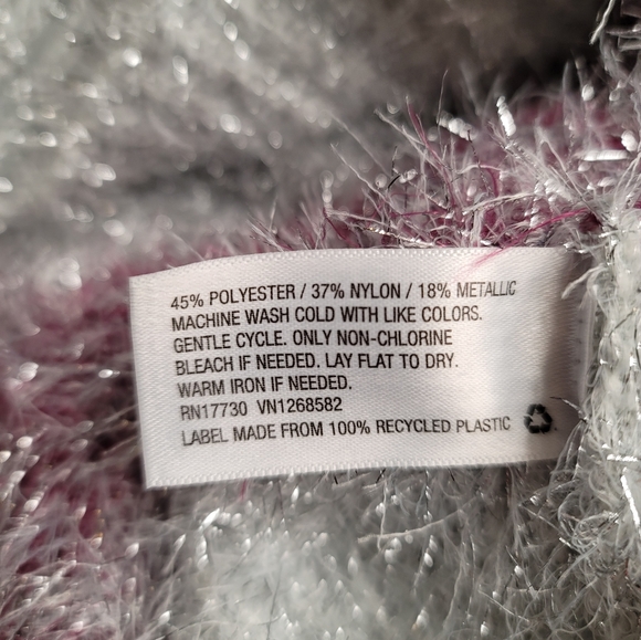 Women's long sleeve fuzzy striped sweater. Brand Wild Fable. Size Medium. NWT - Picture 3 of 4